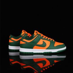 Men's sports shoes, sneakers with original box