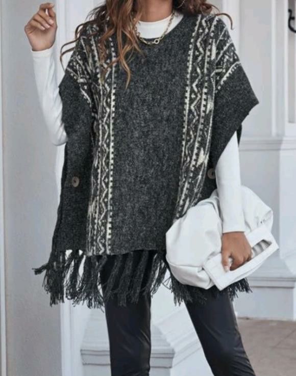 Grey Pattern Poncho Sweater 