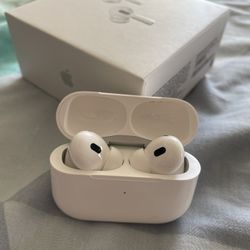 Earbuds