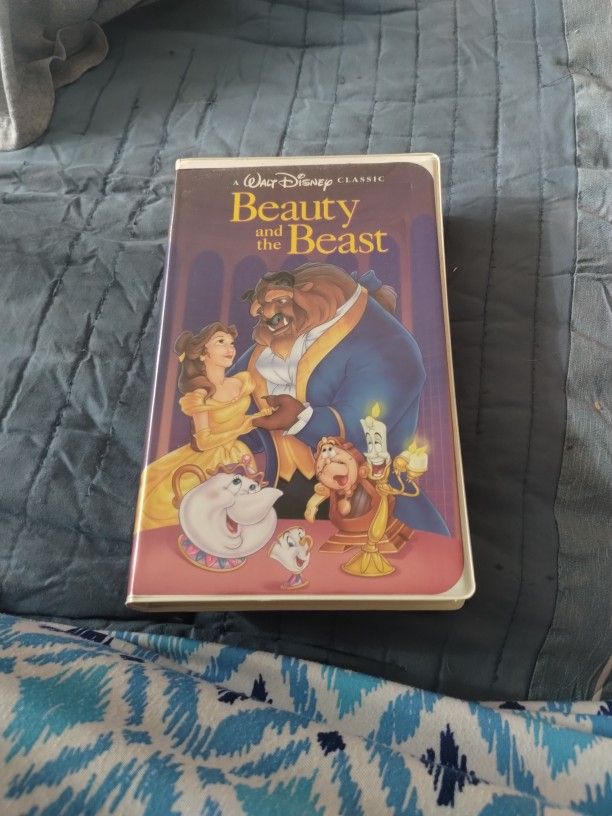 Walt Disney Classic Beauty And The Beast
