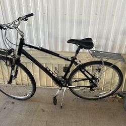 Diamondback Edgewood Hybrid Bike
