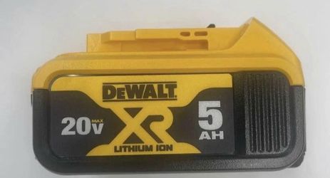 New DeWalt DCB205 XR 5AH 20 Volt MAX Lithium Ion Power Tool Battery