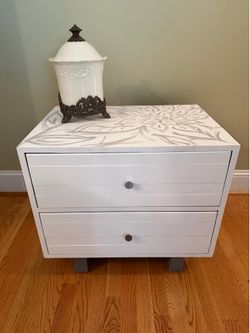 Night stand