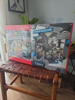 Pokemon Black Bolt Binder + Unova Poster Collection Bundle (from Sam's Club)