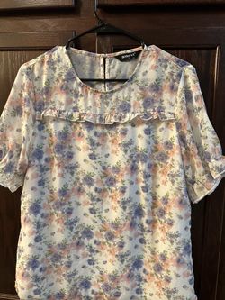 Floral blouse size L