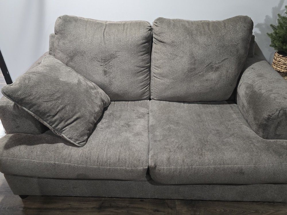 Loveseat