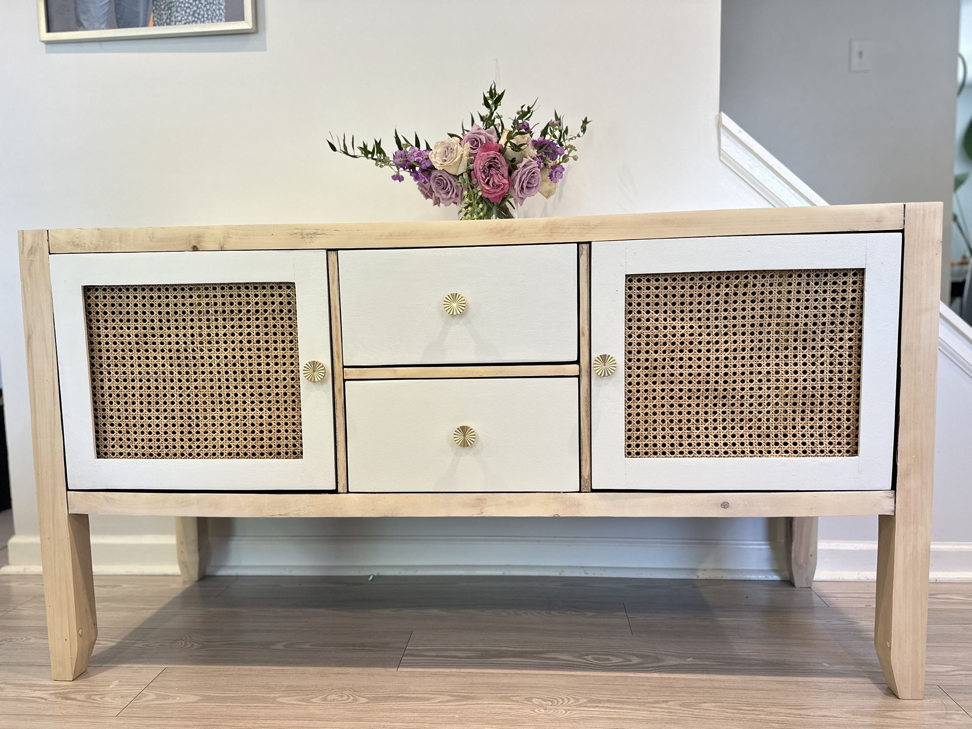 Modern solid wood dresser