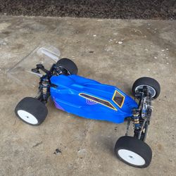 RC Car Team Associated B6.2d (ROLLER)