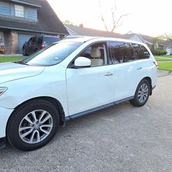 2015 Nissan Pathfinder