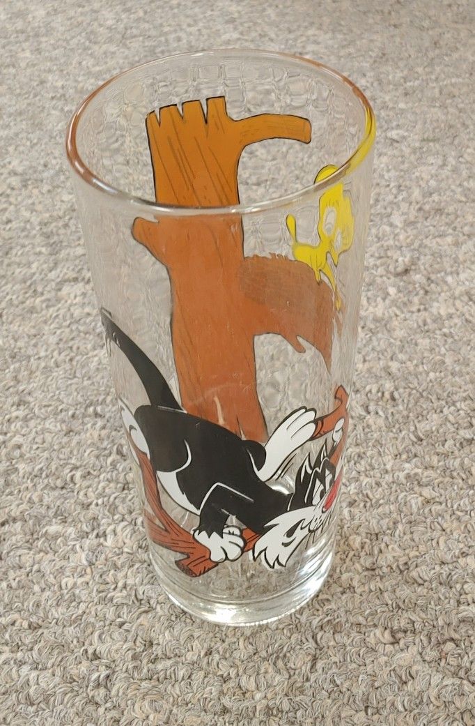 Vintage 1973 "Sylvester Cat And Tweetie Bird" Pepsi Collector Glass Warner Bros Looney Tunes