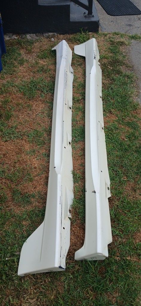 Lexus Is 300 Parts Side Skirts Pick Up Price $475 Used See Pictures