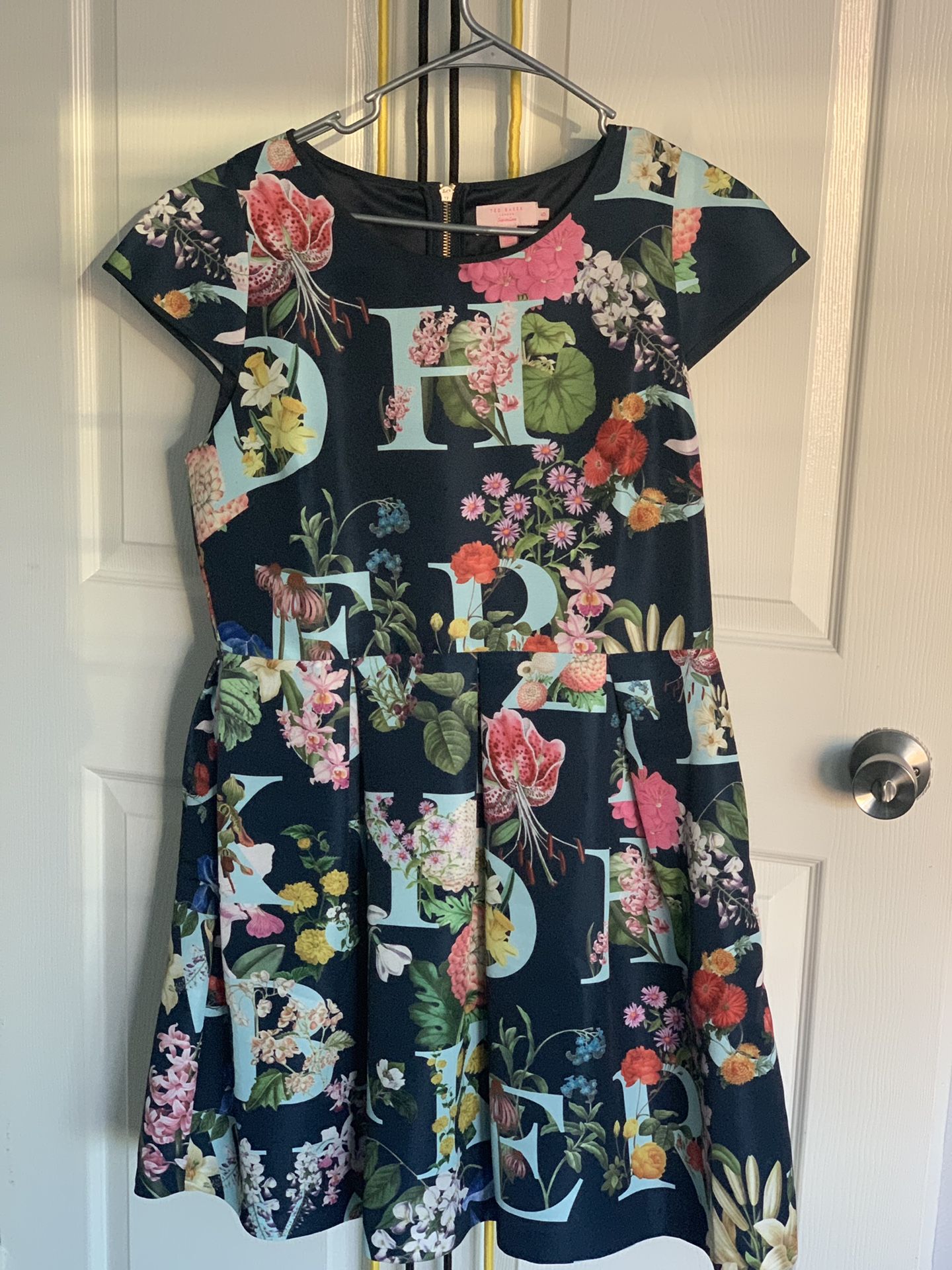 Vestido TED BAKER  Shoes