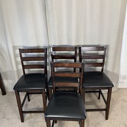 24” Counter Height Dining Chairs / High Stools (4) / Sillas Altas