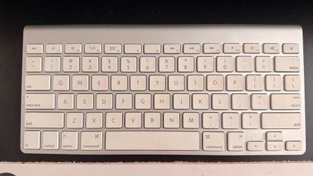 Apple Wireless Keyboard