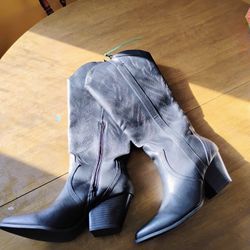 Cowgirl Boots Size 11