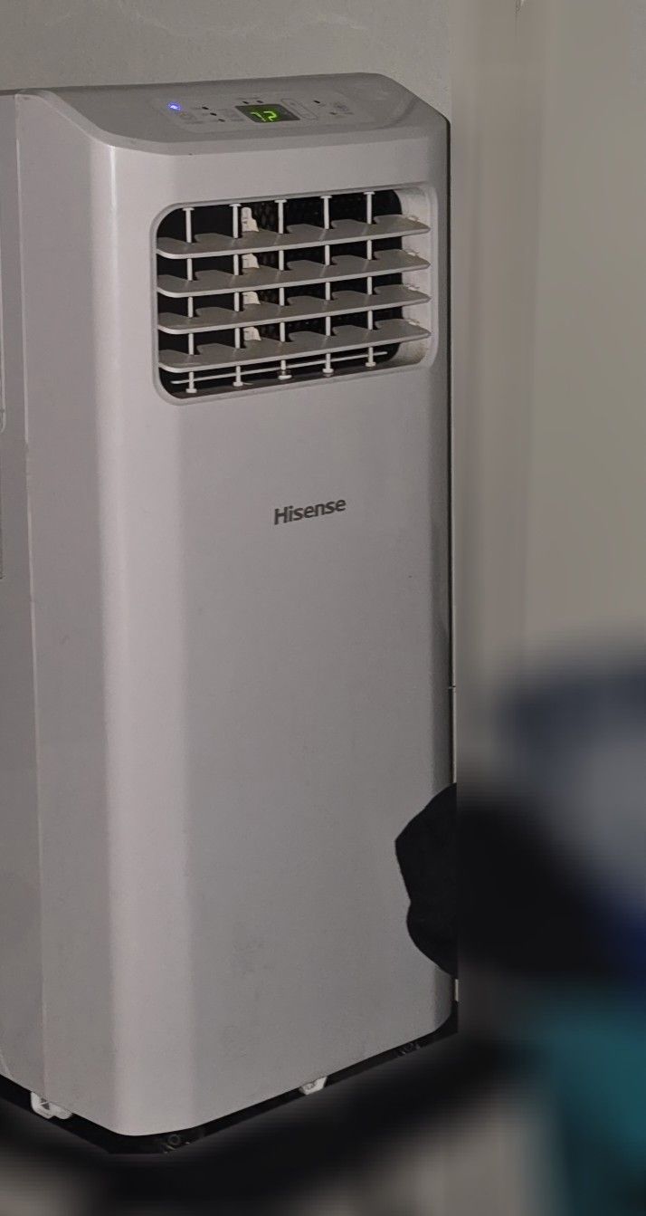 Hisense Portal Air Conditioner Works Great