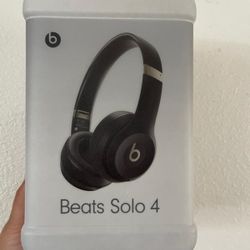 Beats solo 4 black 