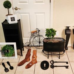 Large Farmhouse Decor Bundle Lot  - All For $50