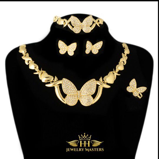 18K GF Butterfly Necklace Set. Comes in 4 pieces. Perfect Gift for Mothers Day. Free Gift Box. Local Pick Up or Shipping available