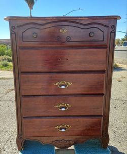 5 DRAWER DRESSER