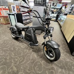 MANGOSTEEN ELECTRIC BIKE BROKEN BACK LIGHT BROKEN..  FRONT BRAKES NEEDS FIXING SELLING FOR $1200‼️