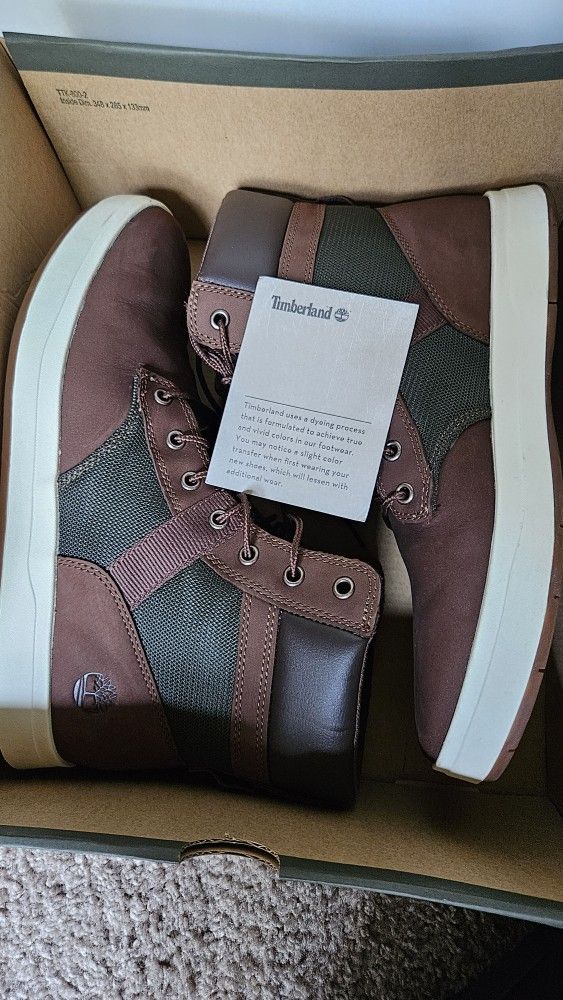 Timberland Brown Leather Boots with Modern Design