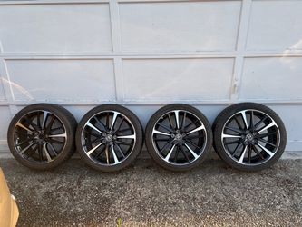 Tires with rims