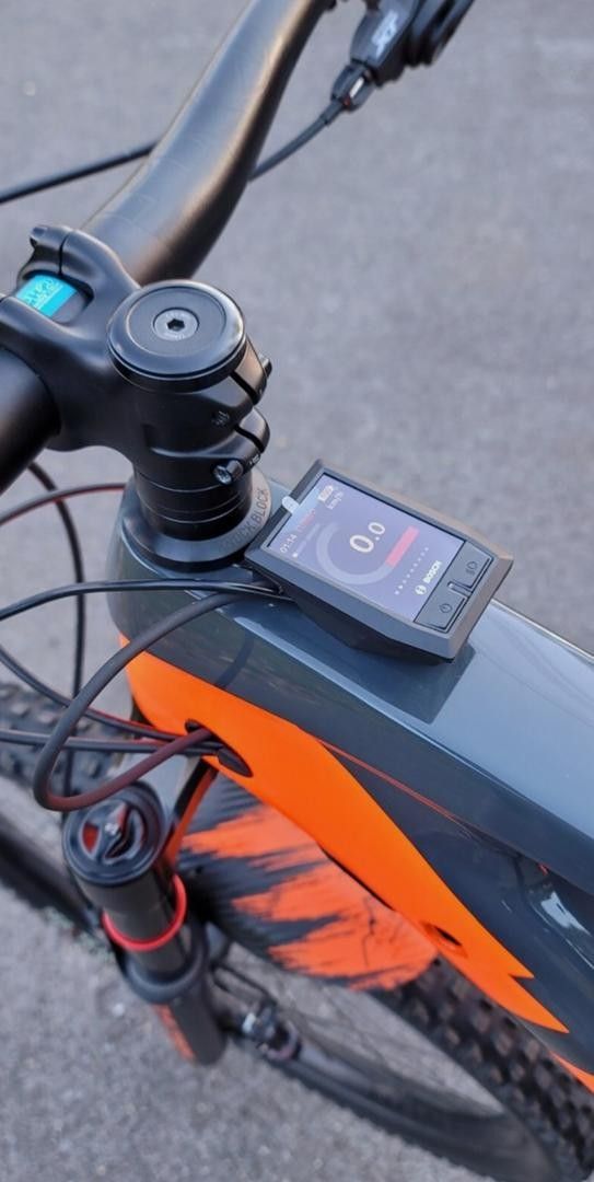 TREK-E-BIKE