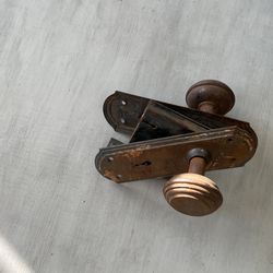 Vintage Door Knobs with lock Mechanism And face plates