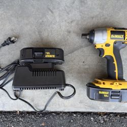 Dewalt 1/2 in. Impact Wrench