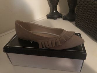 Brand New in Box Women's Tan colored Qupid Suede Flats.. Size 8.5.. Super cute