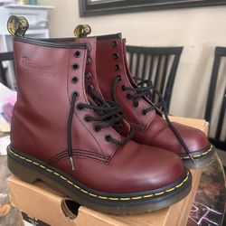 Doc Martens Cherry Red 1460 