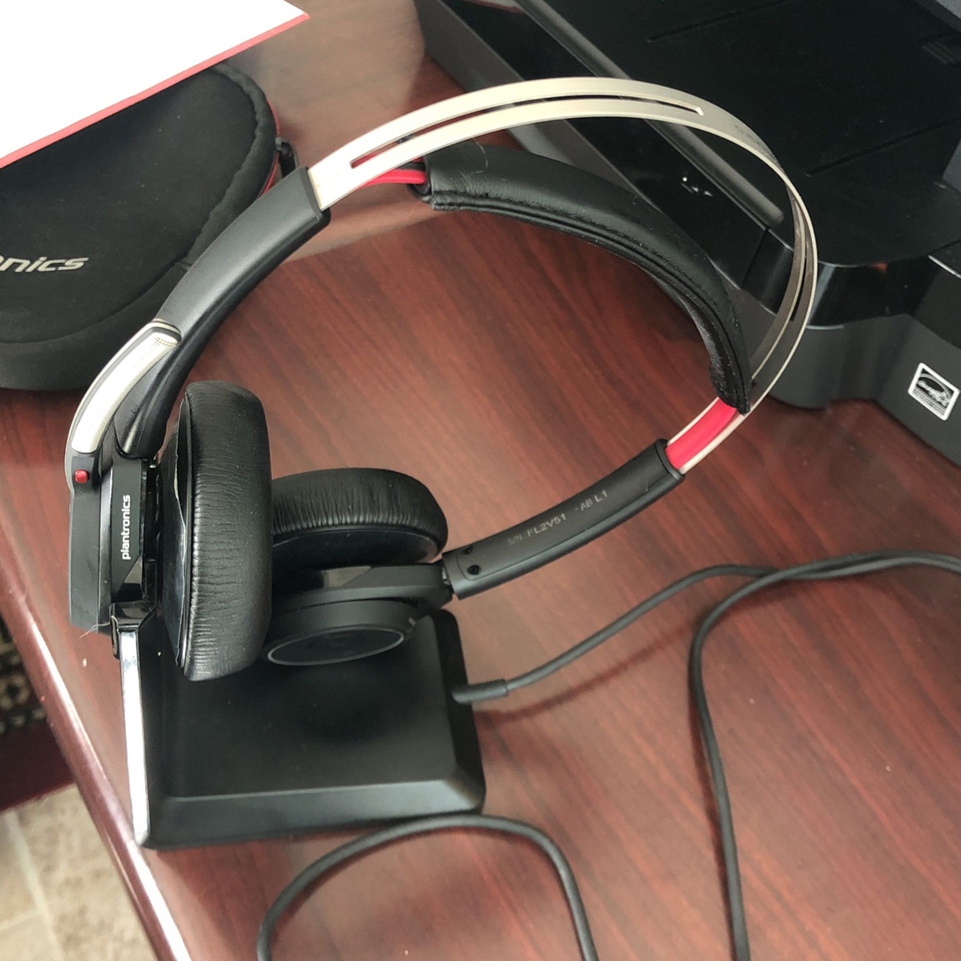 Plantronics wireless Headset 