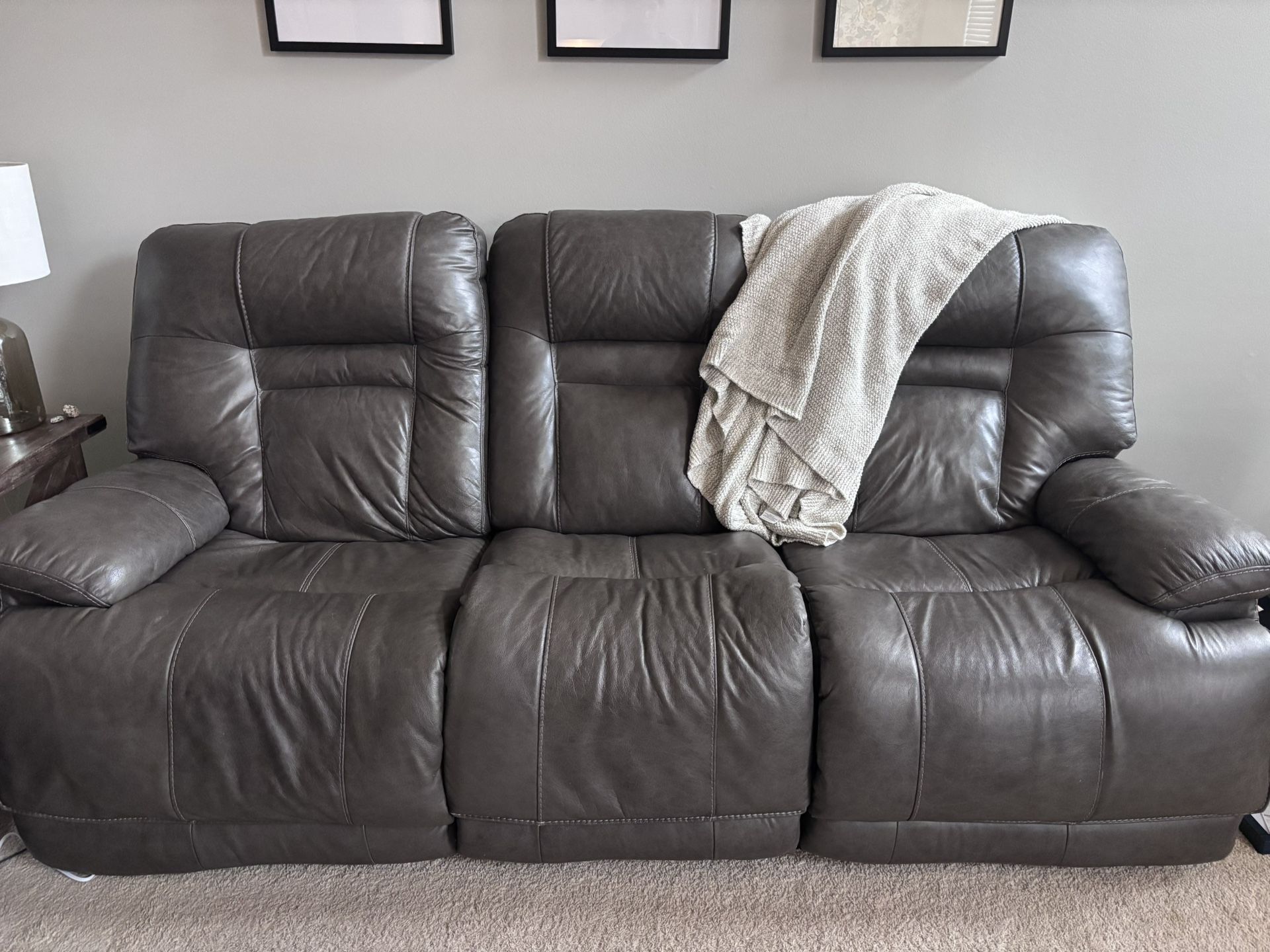 Leather Power recliner sofas