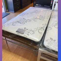 Twin size mattress / Colchon