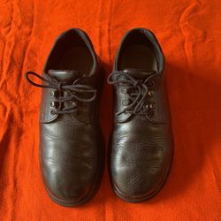 Redwing size 11 laced shoes