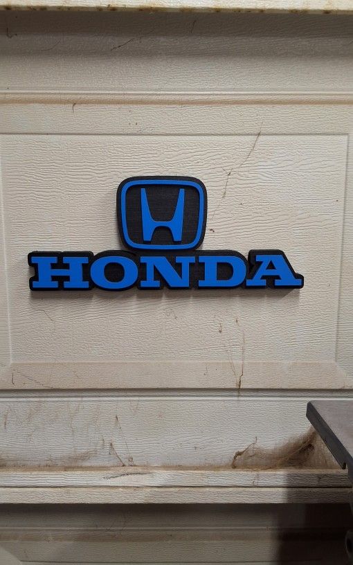 Magnetic Honda Logo