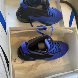 Air Jordan Blue Black Sneakers Size 9.5