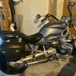 2000 BMW R1200C- Low Miles 