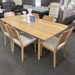 Dining table with 6 chairs