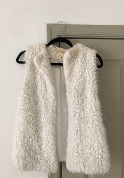 L.A. Hearts Fuzzy Vest