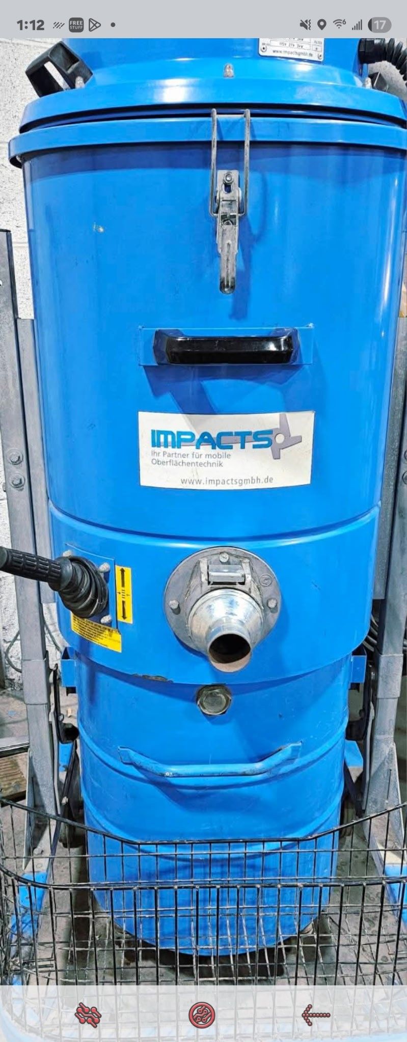 Impacts Dustcom DC3003GP Dust Collector Vacuum