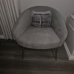 Pair of Modern Gray Barrel Accent Chairs – Metal Legs