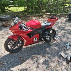 R6