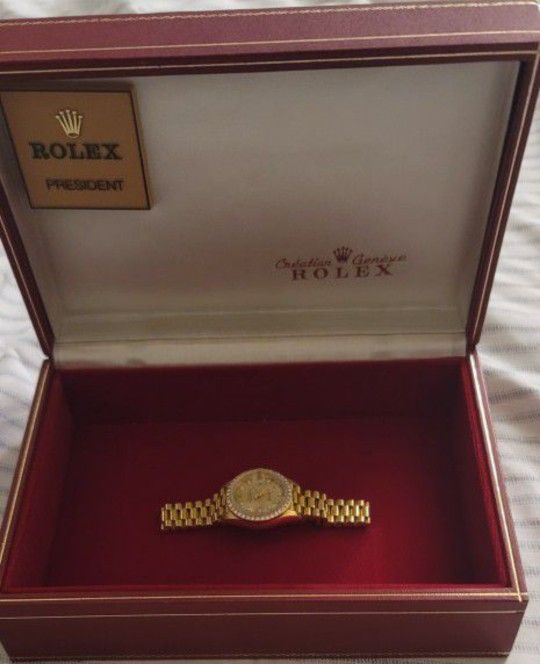 Lady Rolex Gold And Diamond President Watch