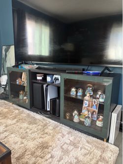 Tv stand