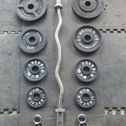 Olympic Curl Weight Set. Solid 18lb Curl Bar 2x25lbs 2x11lbs 2x5lbs 2x2½lbs thats 105lb with the Bar