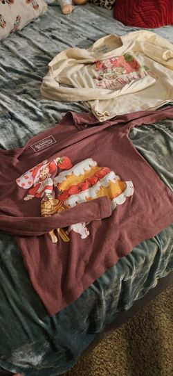 2 Strawberry Shortcake Long Sleeve