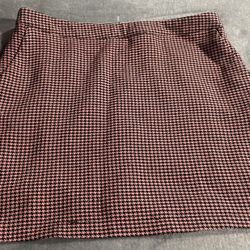 $6 Used Forever21 Pink And Black Skirt With Pockets 