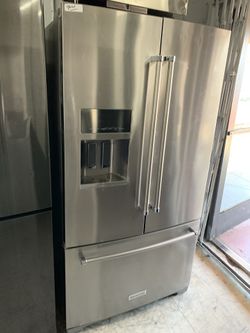 Kitchen aid French door in stainless steel